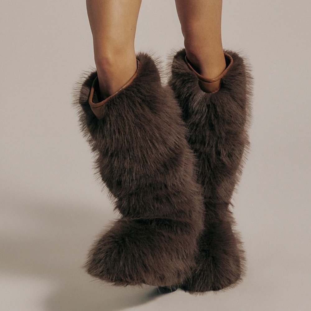 FREE PEOPLE WILD THING BOOTS💕